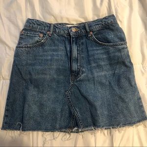 Zara denim skirt 🦋